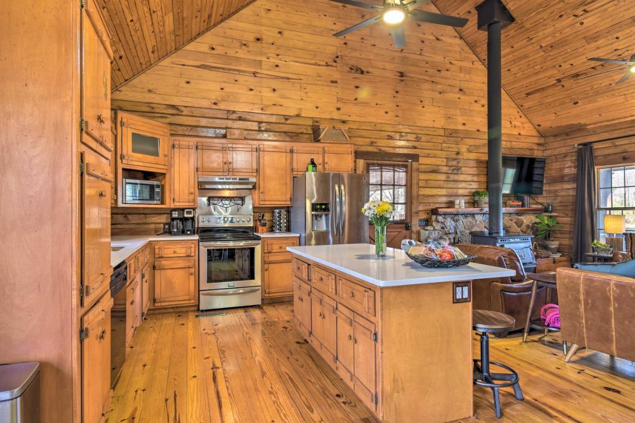 Luxury Pearcy Cabin With 5 Private Acres And Hot Tub! Екстер'єр фото