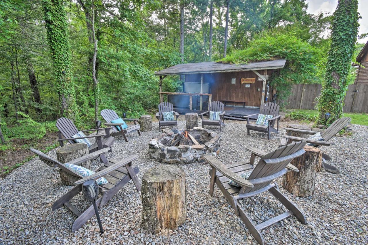 Luxury Pearcy Cabin With 5 Private Acres And Hot Tub! Екстер'єр фото